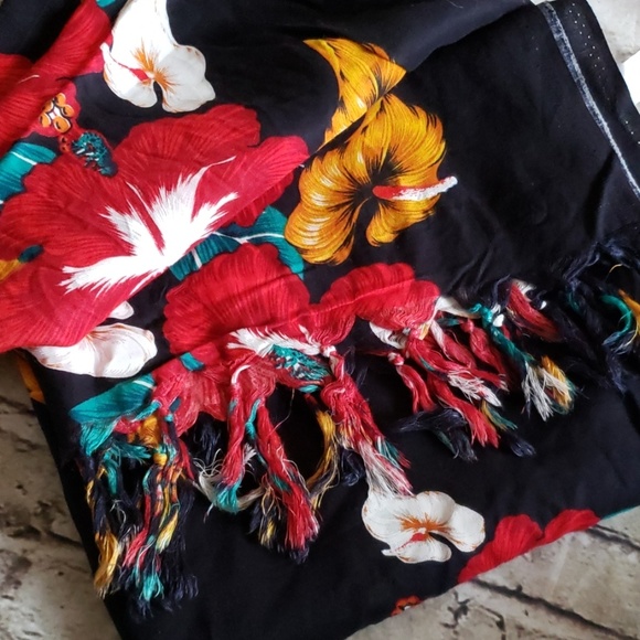 Accessories - 100% Rayon floral scarf